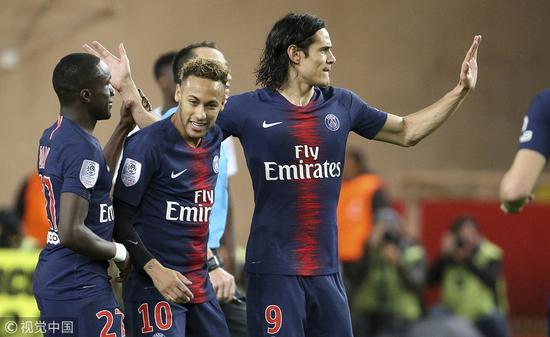 苏媒：泰州一所中学将“苏超”解说金句设为了课间铃声（江苏媒体：泰州某中学把“苏超”解说金句设为课间铃声）