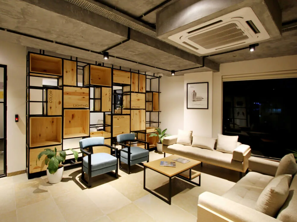 Featured Game Room - 德州扑克游戏